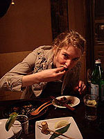 Elizabeth_eating_at_Gonpachi.JPG